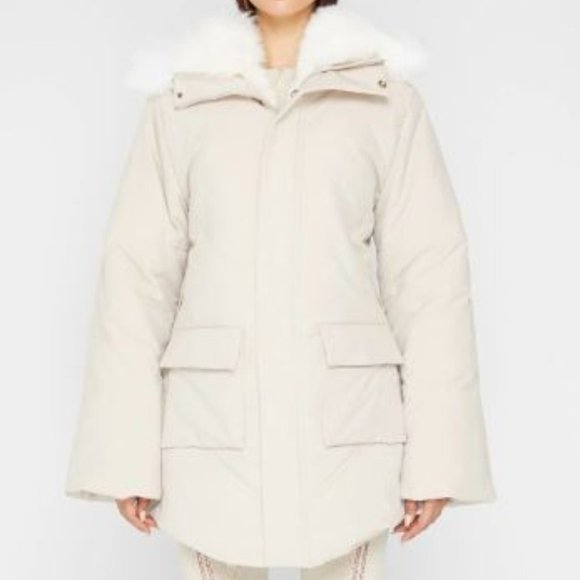 Beautiful winter jacket - Picture 5 of 7